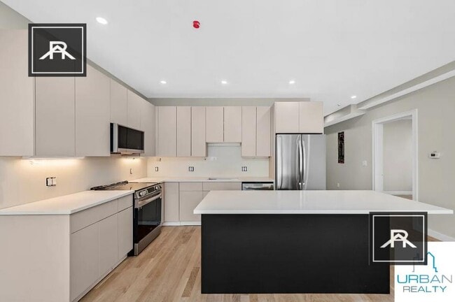 Photo - 4 bedroom in Brighton MA 02135 Unit A