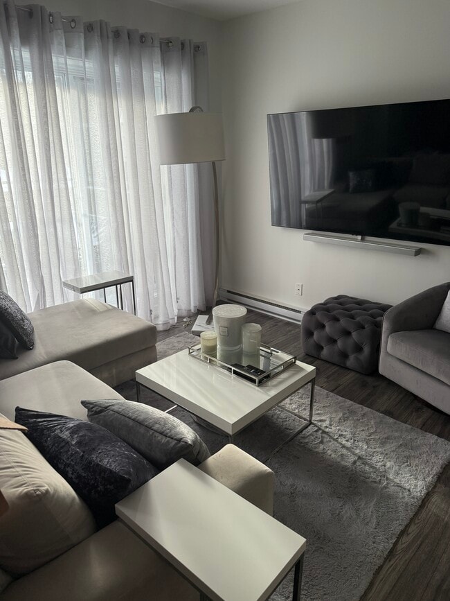 Photo - 2333 Rue Marcel-Trudel Unit FURNISHED 1 bed 1 bath