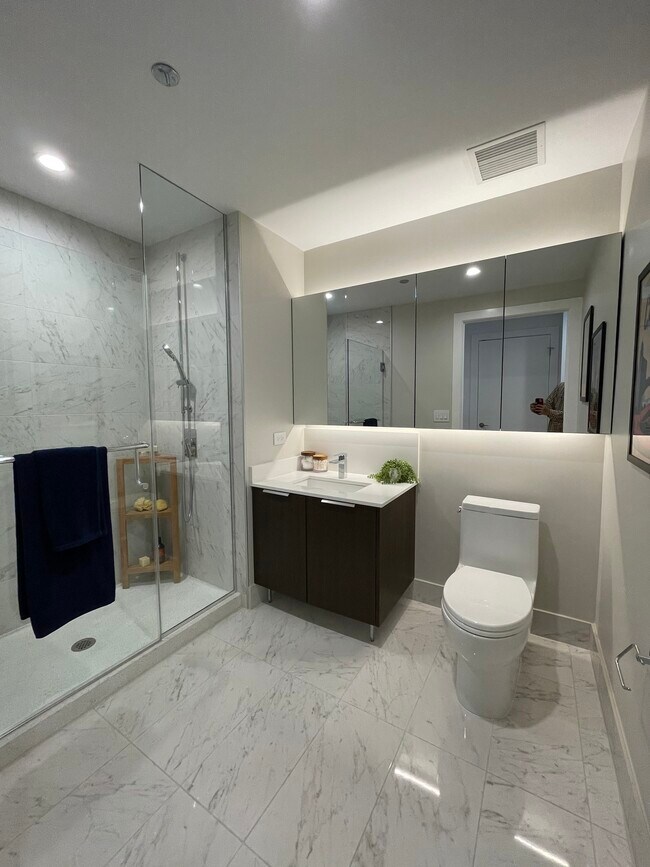 Photo - 206 W Division St Unit 1812