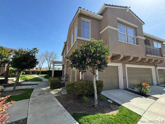 Building Photo - 1367 Caminito Capistrano Rental
