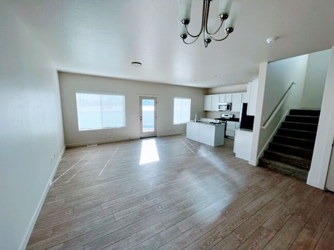 Photo - Fantastic GORGEOUS Home!