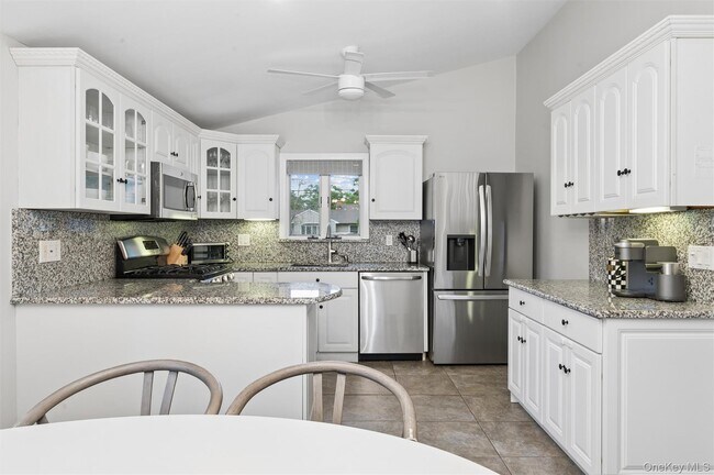 41 Homewood Dr