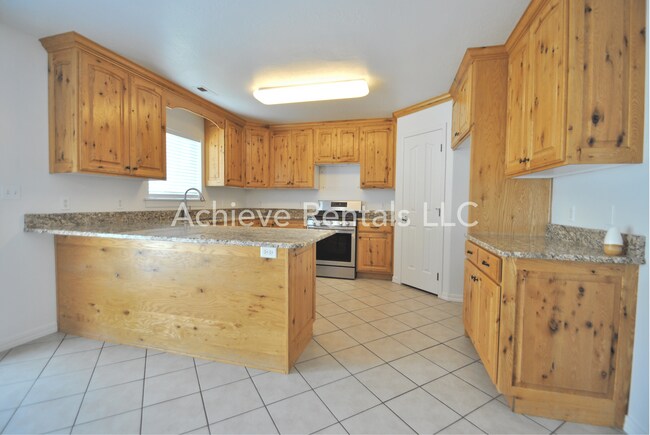 Photo - 1248 N 550 W