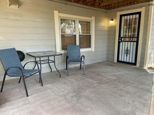 Building Photo - 11060 W Pyramid Peak Unit One bedroom walkout