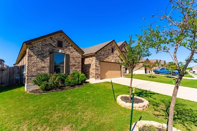 Photo - Elegantly Spacious 3-Bed, 2-Bath Home in Round Rock