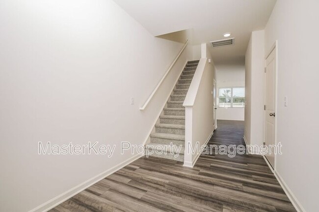 Photo - 129 N Chubb Rdg