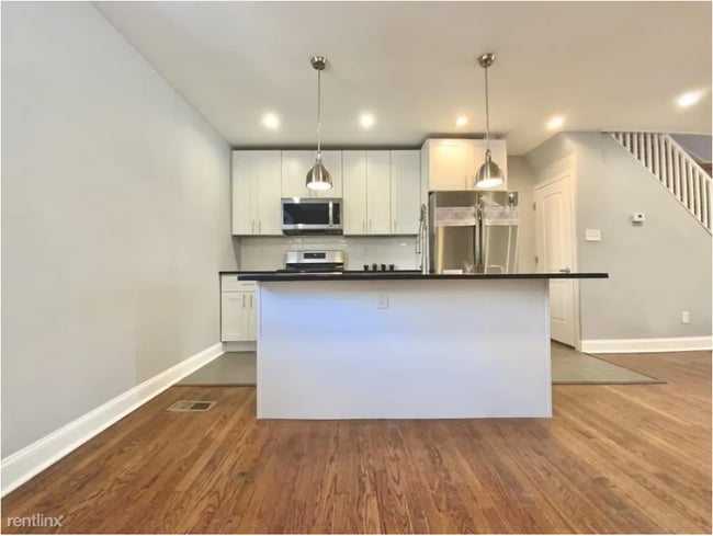 Photo - 1447 S 32nd St