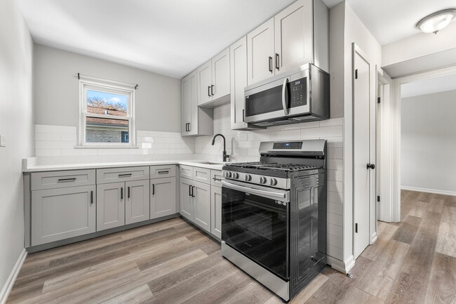 Photo - 740 E North Broadway St Unit C