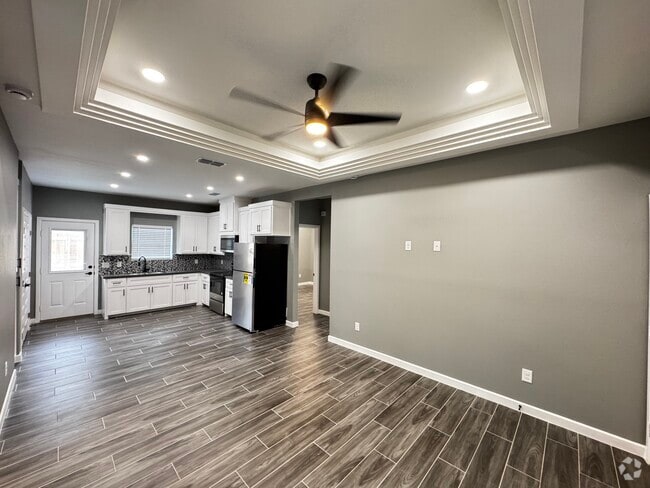 Building Photo - 3304 Whetstone Ave Unit 3 Rental