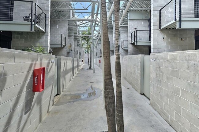 Photo - 217 N 12th St