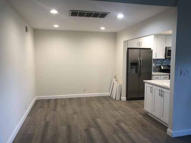 Photo - 31501 Lindero Canyon Rd