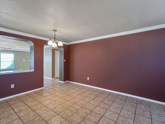 Photo - Spacious 4-Bedroom Home Near 1604 & Hwy 90