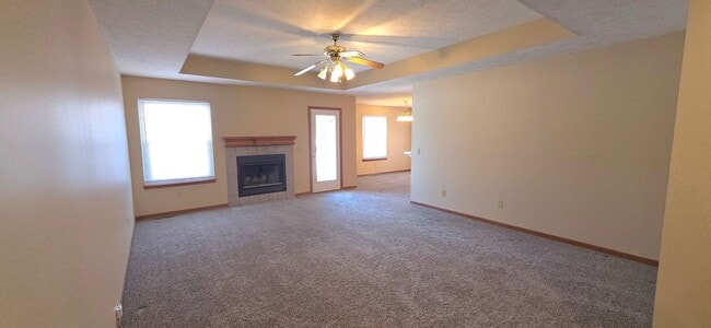 Photo - 3 Bedroom 2 Bathroom home in Nixa for $1395!