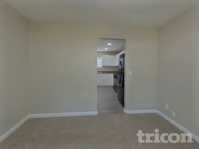 Photo - 1030 Riverclift Dr