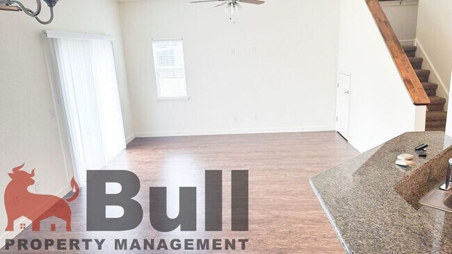 Photo - 1297 Evergreen Ct