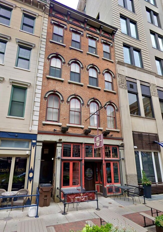 Photo - 641 Walnut St Unidad B