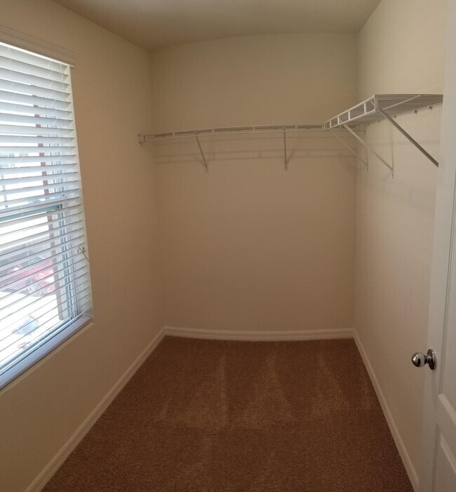 Photo - 3/2.5 Port Orange Townhome