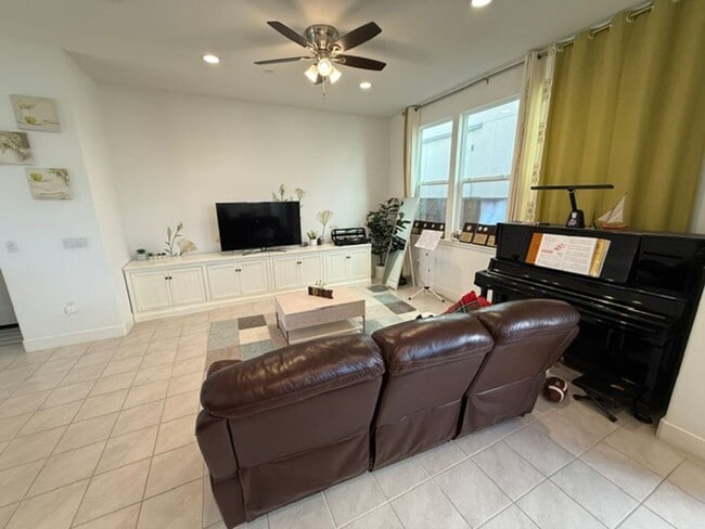 Photo - Wallis Ranch Gated Community 3 Bed + Loft / 2.5 Bath Two Story, Community Pool, Gym, small pets OK