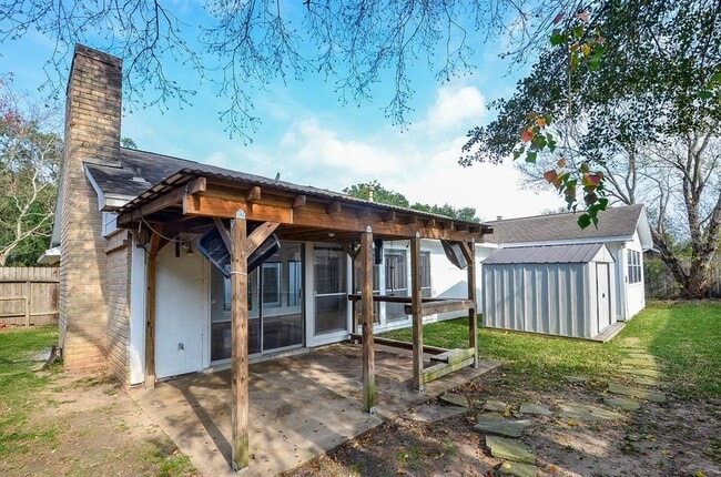Photo - 15815 Boulder Oaks Dr