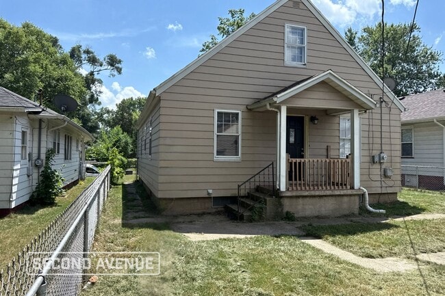 Photo - 1521 E Donald St
