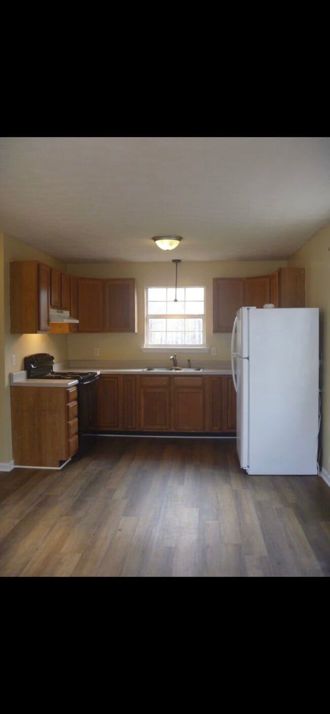 Photo - 7416 Highway 76 E