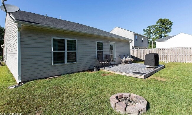 Photo - Charming 3 bedroom 2 bath ranch style home...