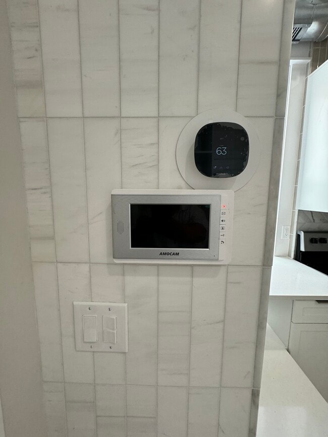 Photo - 601 Green Bay Rd Unit 204