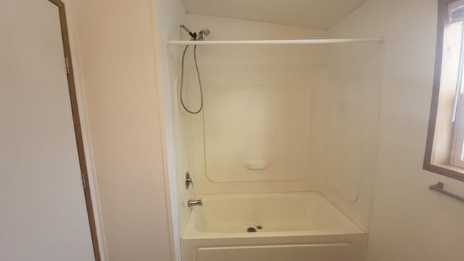 Photo - 1205 Clark St