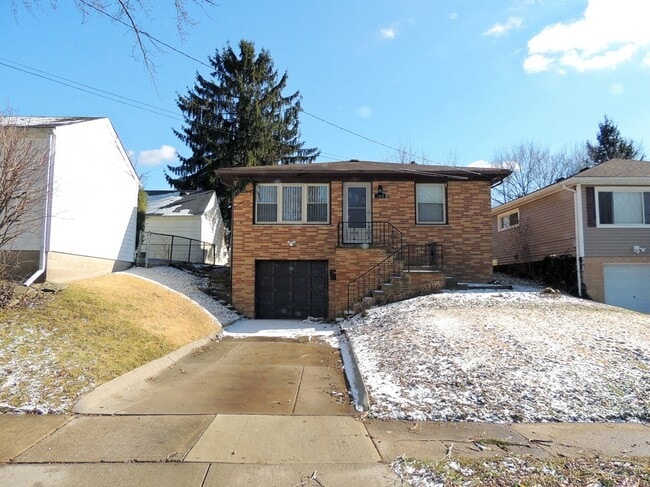 3 Bed - 1 Bath Ranch for Rent in Bedford |... - 3 Bed - 1 Bath Ranch for Rent in Bedford |... Casa