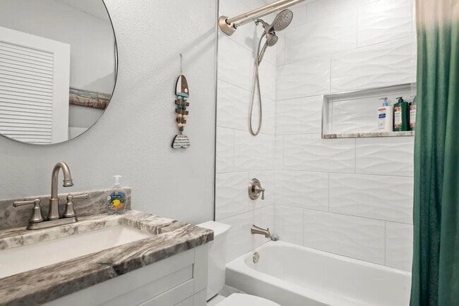 Photo - 403 Locklie St Unidad 403 B