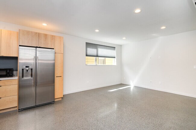 Photo - 426 26th Ave S