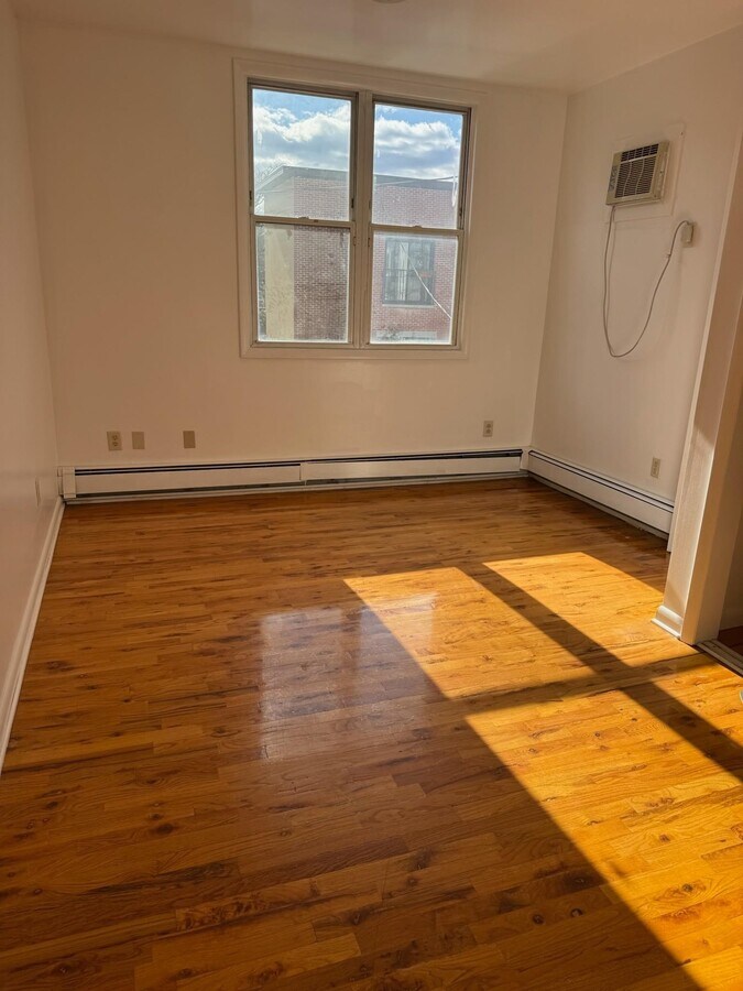 Photo - 318 6th St Unidad 2