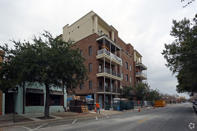 Photo - 701 S Palafox St