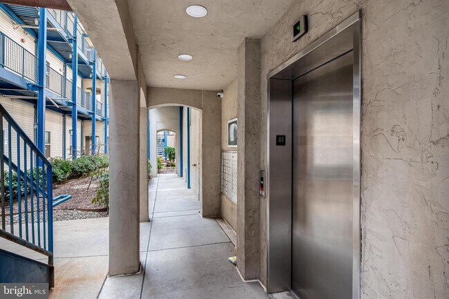 Photo - 1726 Aliceanna St Apartment Unit 401-NB