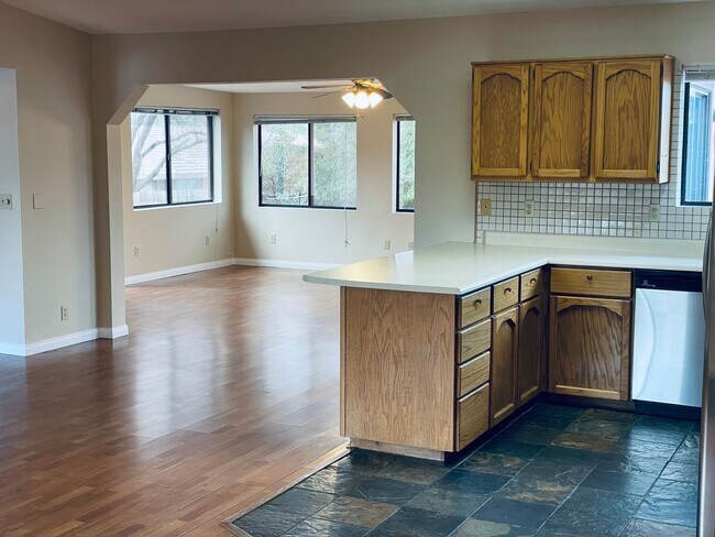 Photo - VILLAGE OF OAK CREEK