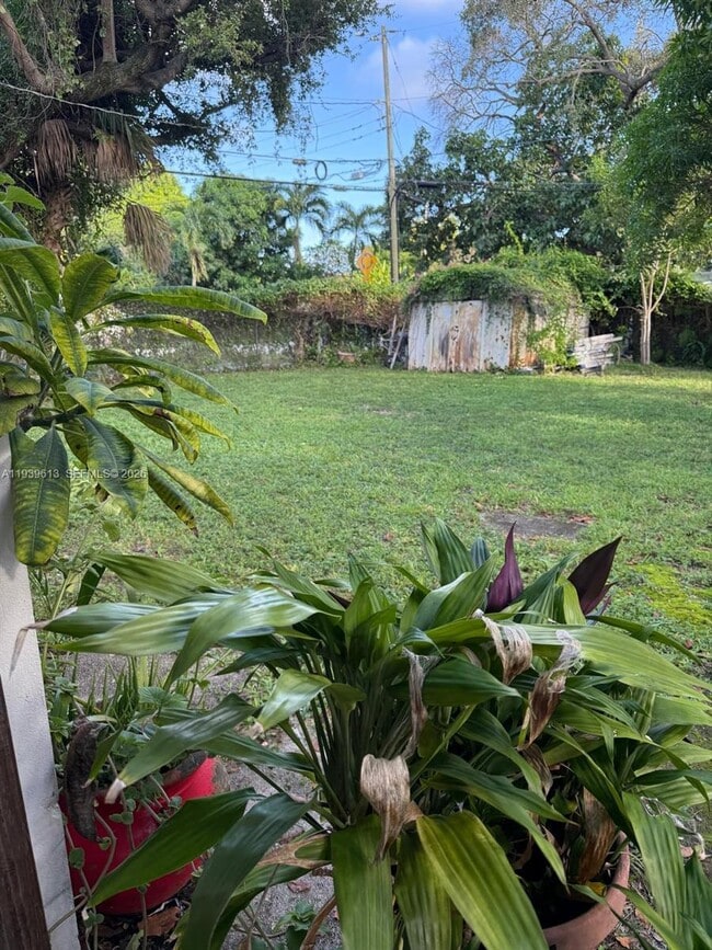 Photo - 3100 SW 13th St