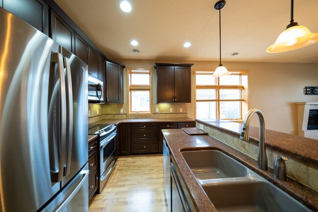 Photo - 852 W Berwood Ave