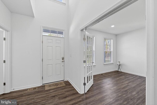 Photo - 111 Touhey Dr