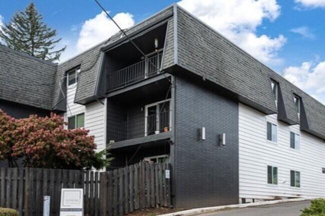 Photo - #323 SPRING TERRACE