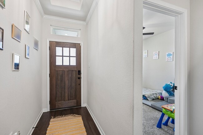 Photo - 716 Killam Dr