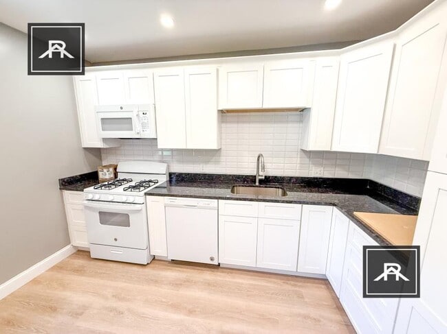 2 bedroom in Waltham MA 02453 - 2 bedroom in Waltham MA 02453 Rental