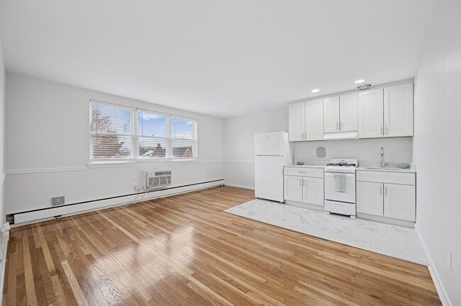 Building Photo - Mt. Airy Place Rental