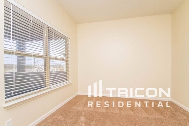 Photo - 1712 Colyn Avenue