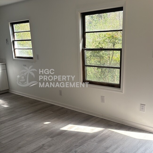 Photo - 614 Price St