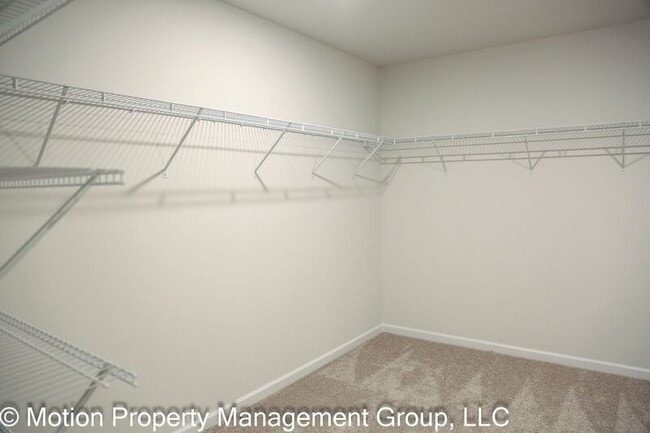 Photo - 19 Springwood Ln