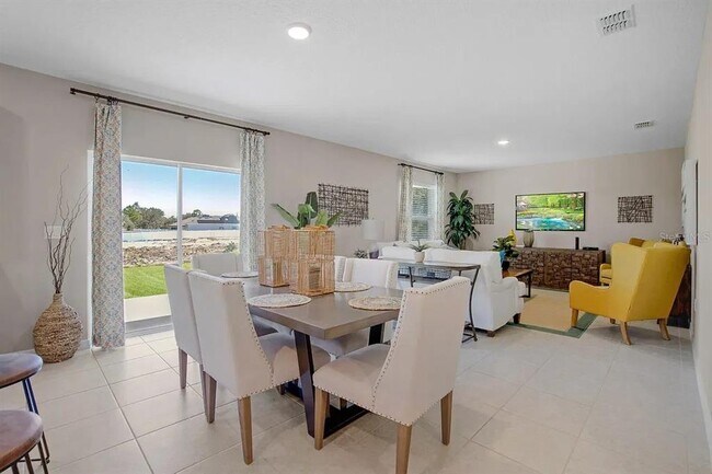 Photo - 2005 Aster Way