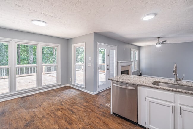 Photo - 1321 Yorktown Cir