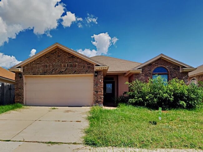 Building Photo - No Application Fees Rental