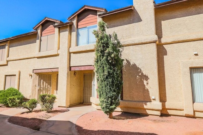 Photo - CUTE 2 BEDROOM CONDO!