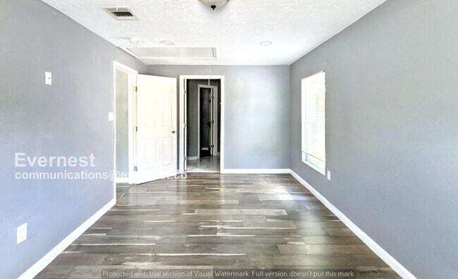 Photo - 2402 Jones Rd